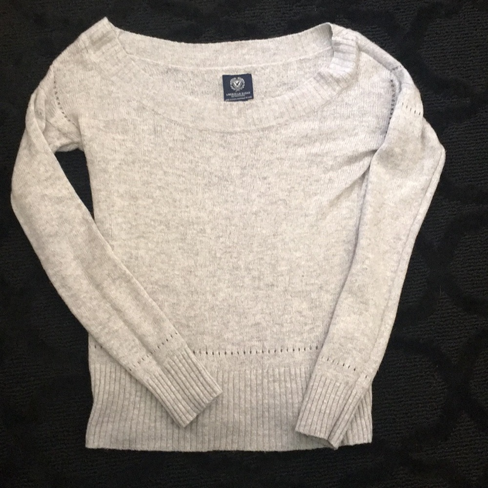 American eagle sweater